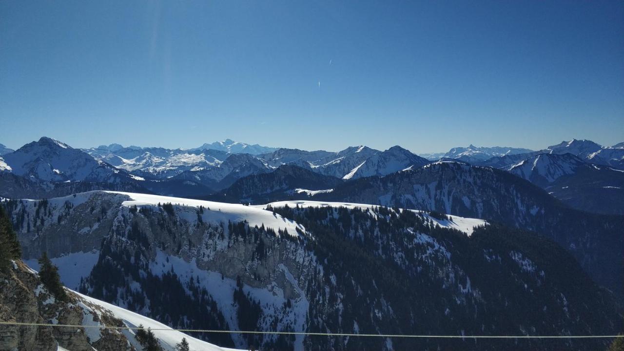 Appartement T2 A Bernex Avec Wifi, Vue Sur Montagne エクステリア 写真